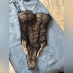 SHEIN  Black Polka Dot Strapless Bodysuit